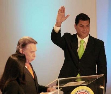 Rafael Correa makes his grand entrance on the political stage